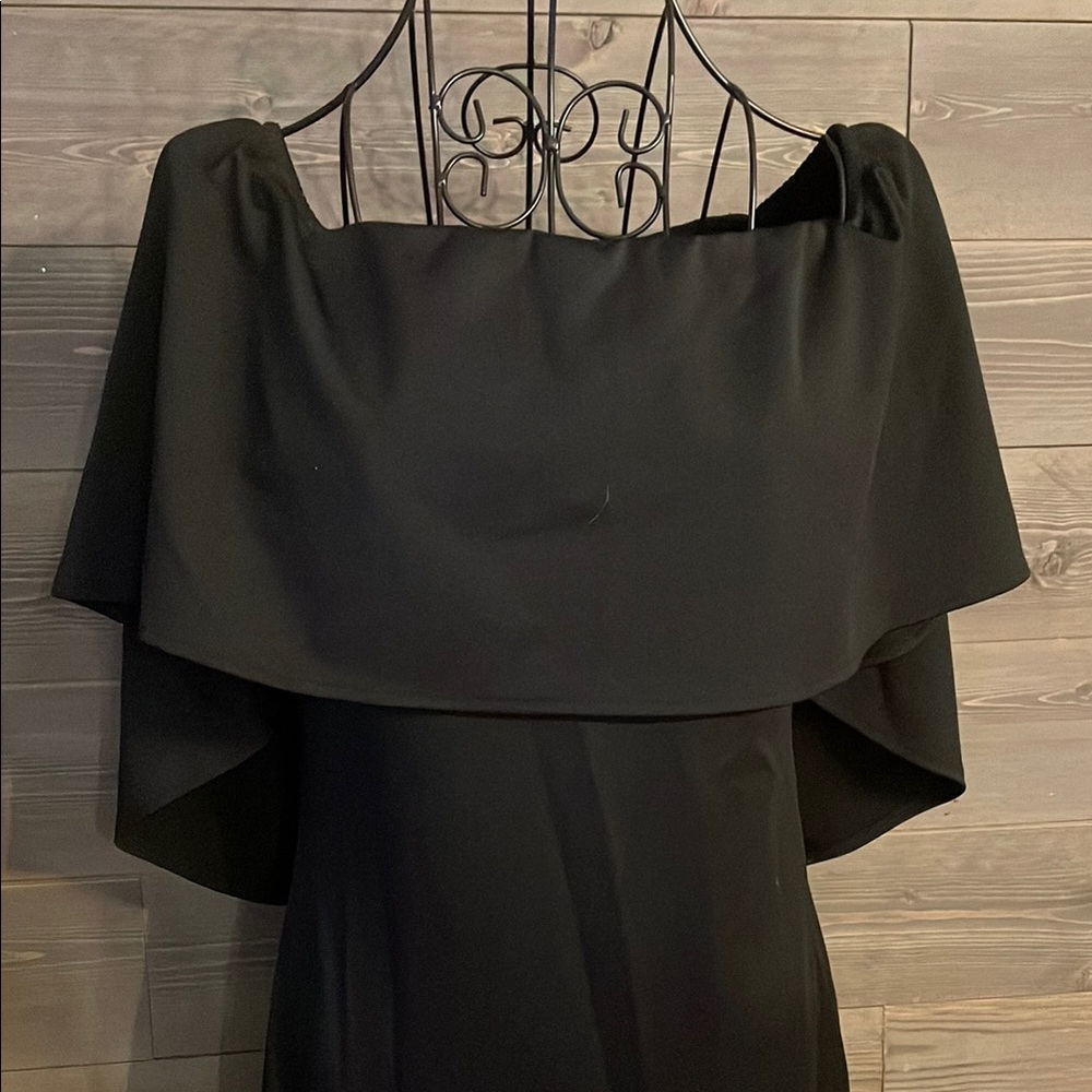 Black Off-The-Shoulder Sheath Midi Dress for Cocktail - Picture 3 of 5